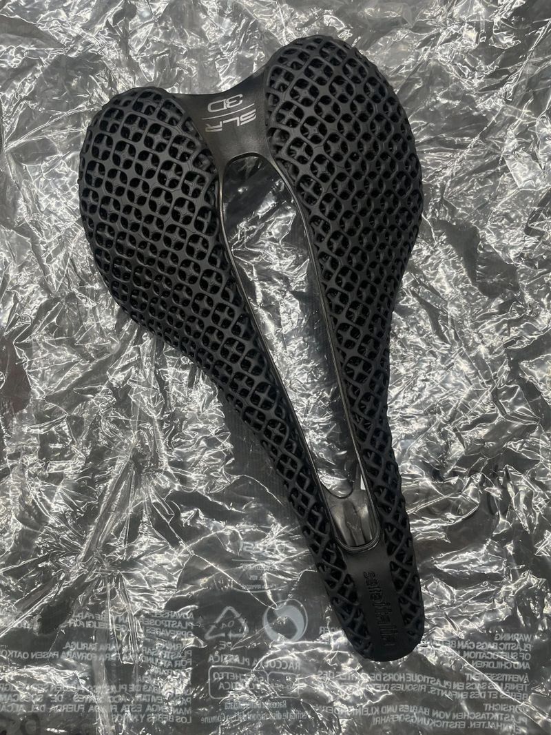 sedlo SELLE ITALIA SLR Boost Superflow 3D CARBON