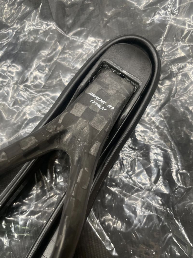 sedlo SELLE ITALIA SLR Boost Superflow 3D CARBON