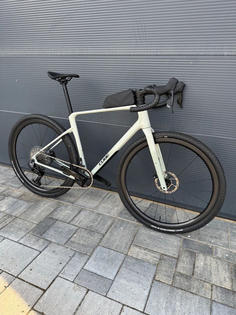 Nuroad C62 EX - M (56) 173-183cm