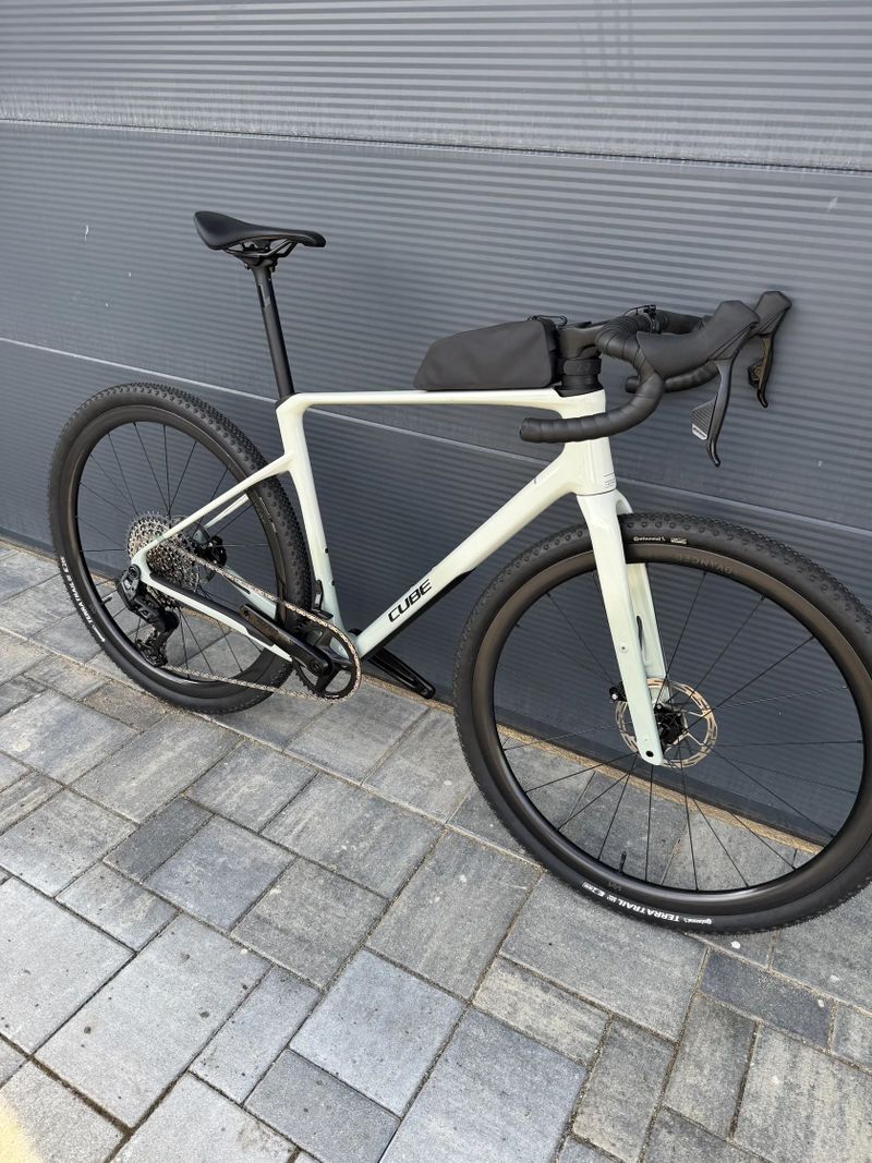 Nuroad C62 EX - M (56) 173-183cm