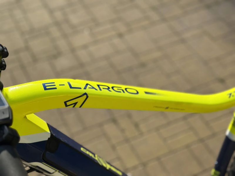 Crussis Crussis E-Largo 7.7 20”