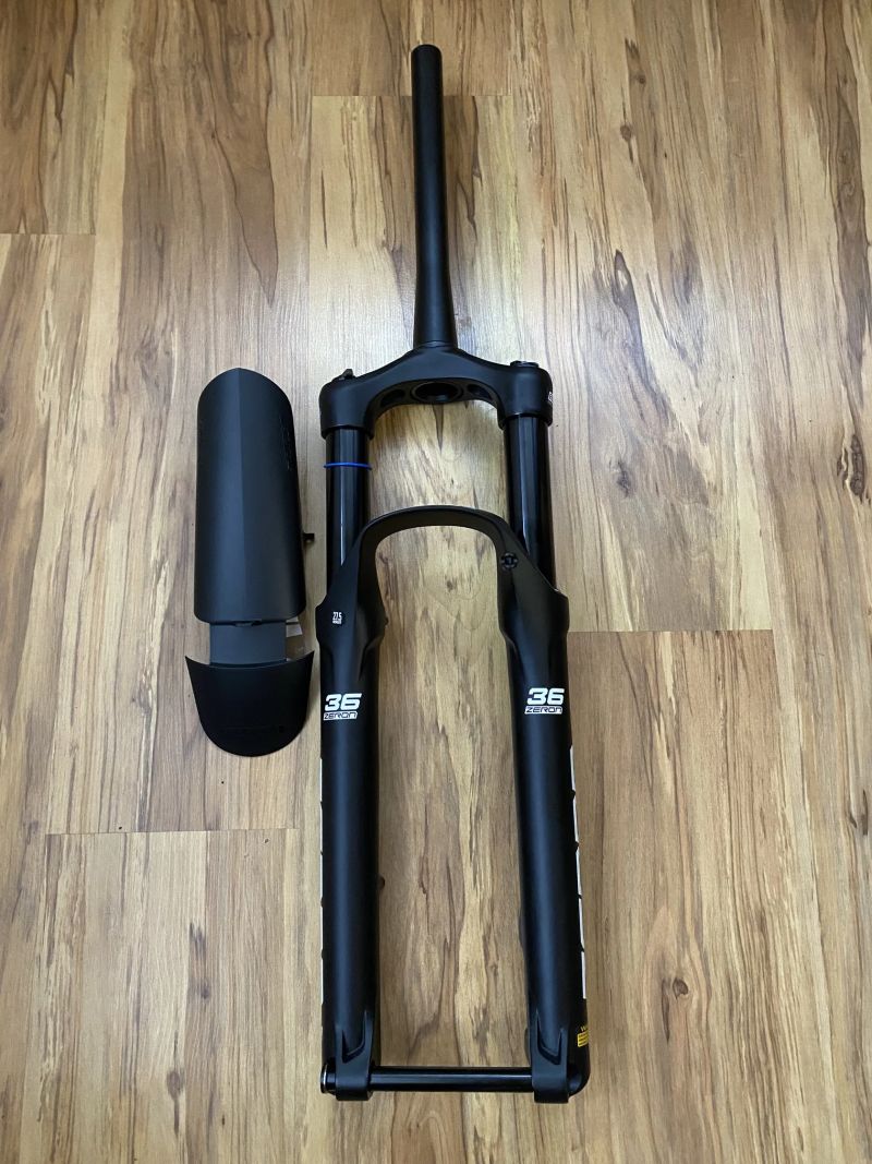 SR Suntour Zeron 36