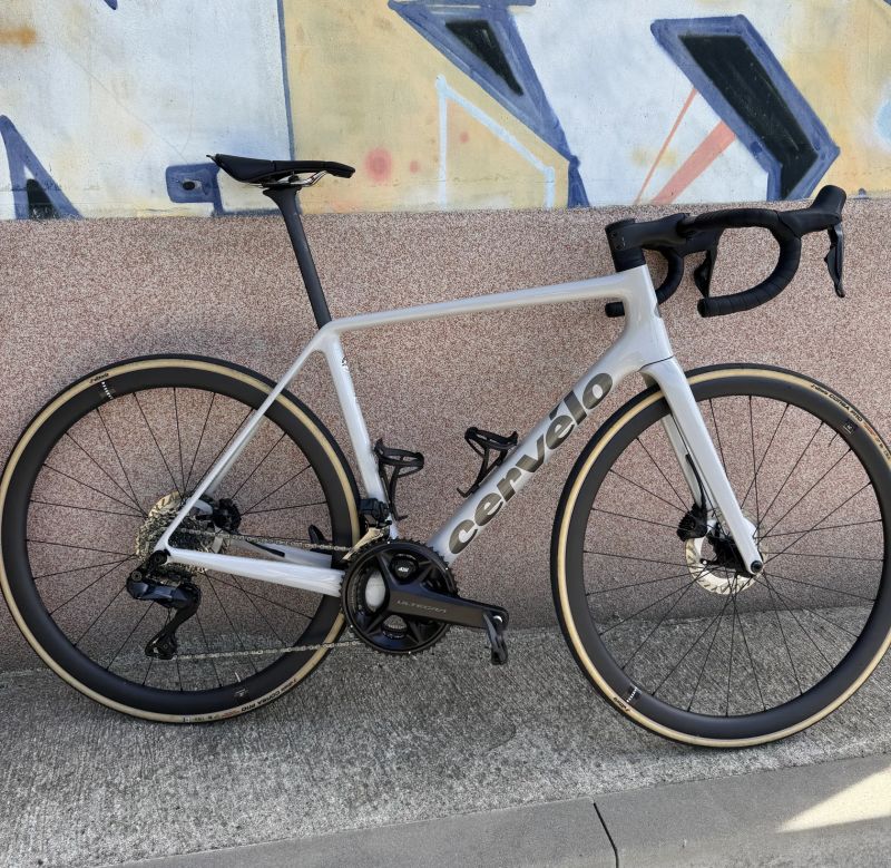 Silniční kolo Cervélo R5 Ultegra Di2