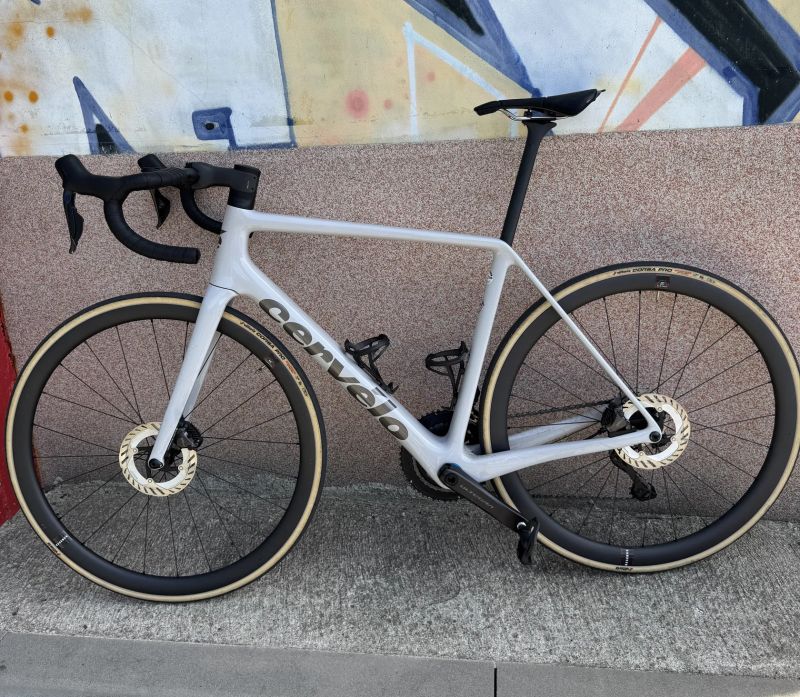 Silniční kolo Cervélo R5 Ultegra Di2