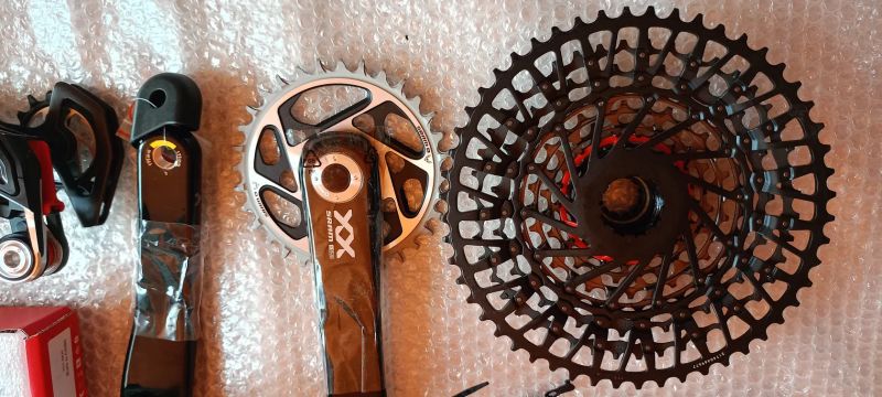 ZAREZERVOVÁNO - Sada SRAM XX T-Type Eagle Transmission AXS