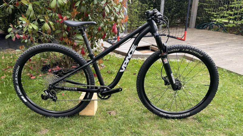 VPACE Max26 dětské závodní kolo 8,1kg 