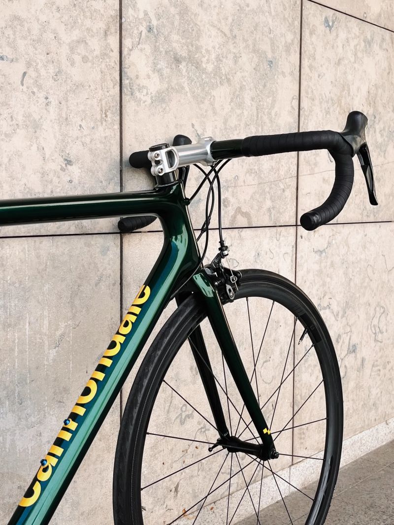 Custom silniční kolo Cannondale SuperSix Hi-Mod váha 5,99 kg 