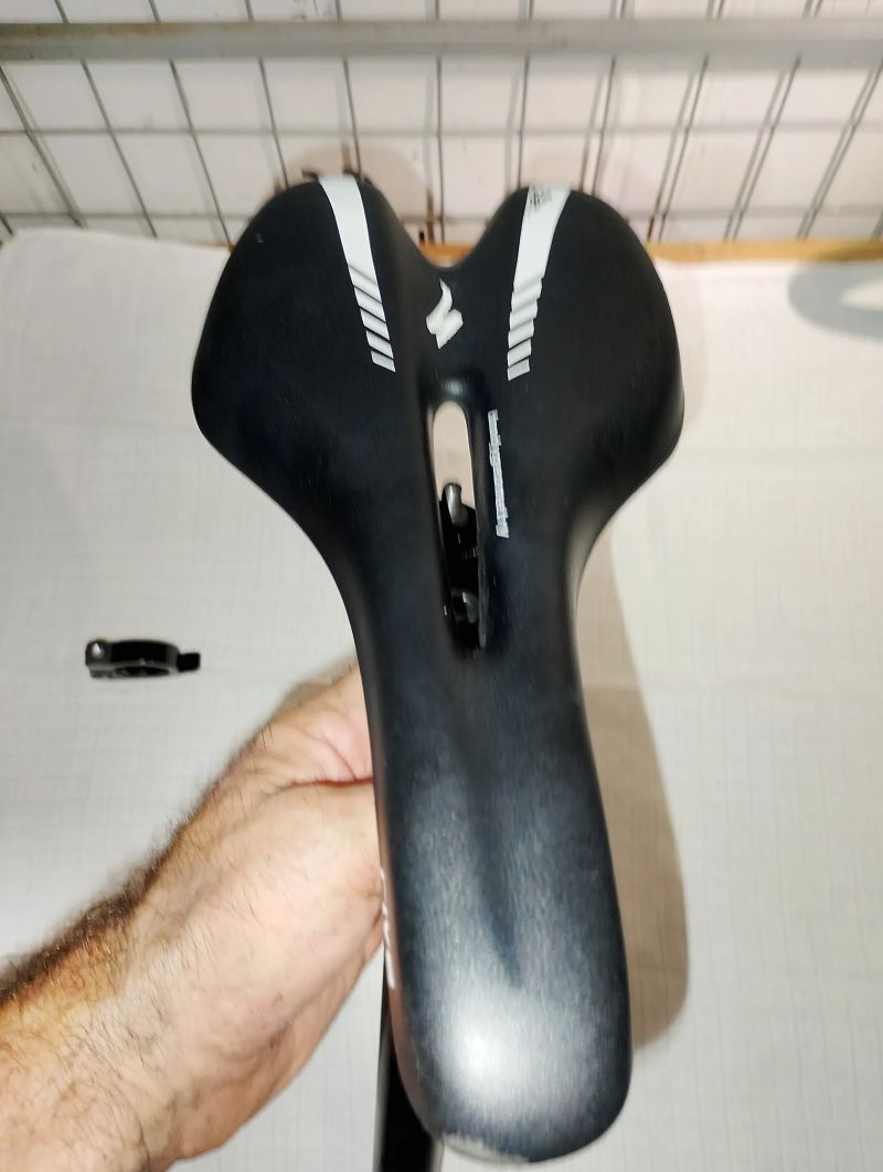 Použité díly Specialized na silniční kolo 