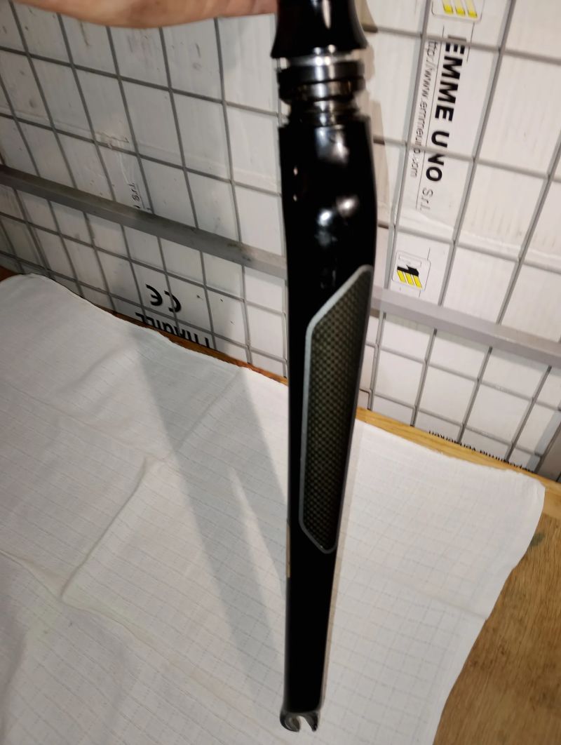 Použité díly Specialized na silniční kolo 