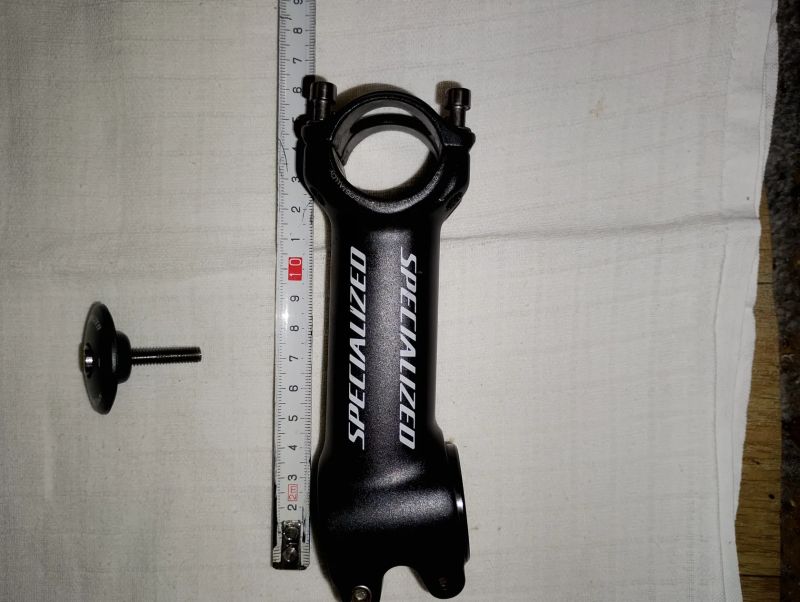 Použité díly Specialized na silniční kolo 
