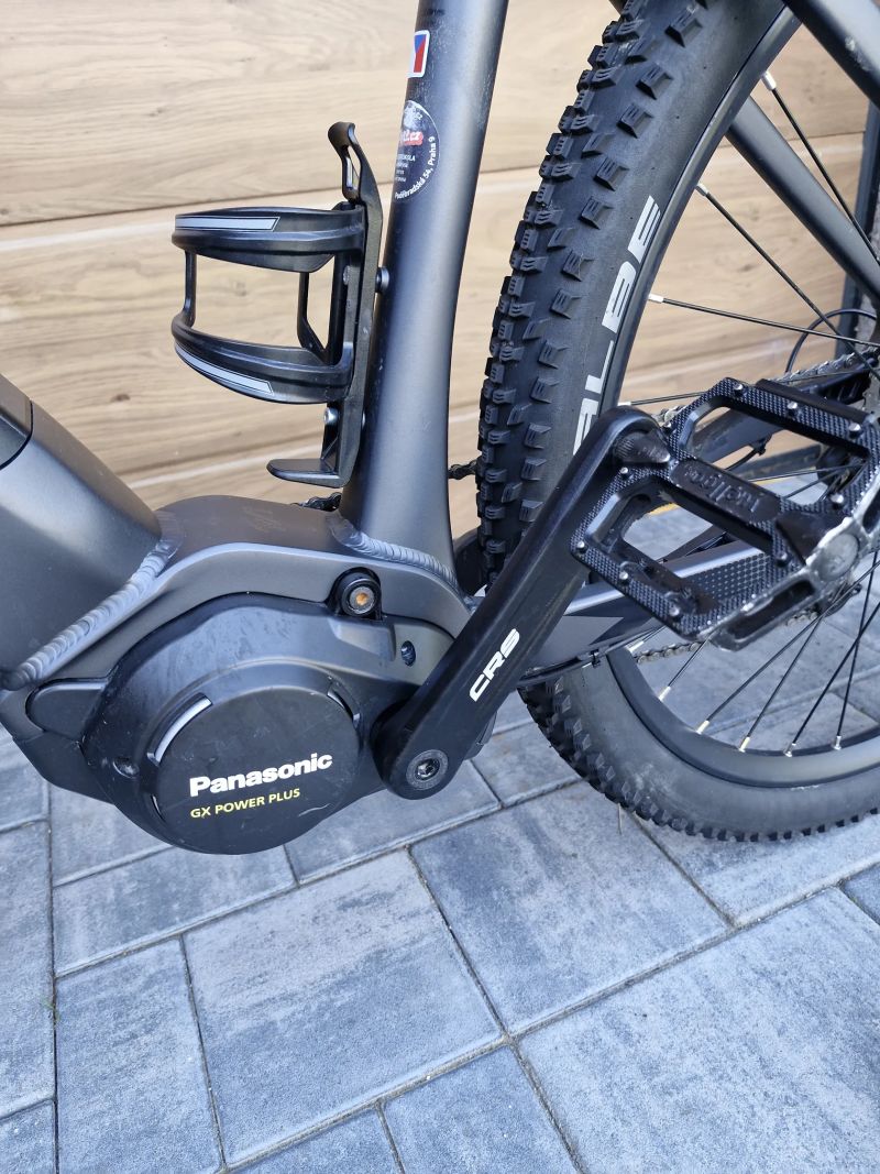 Crussis ONE-LARGO 7.10 900 WH 2025
