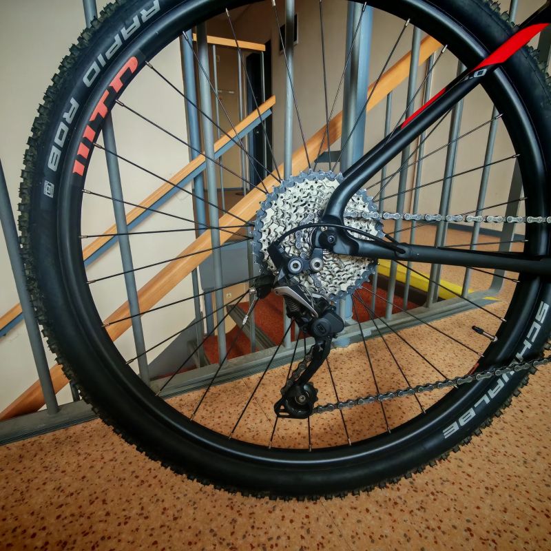 Kross Level 10.0 black/red/graphite mate - M/17.5