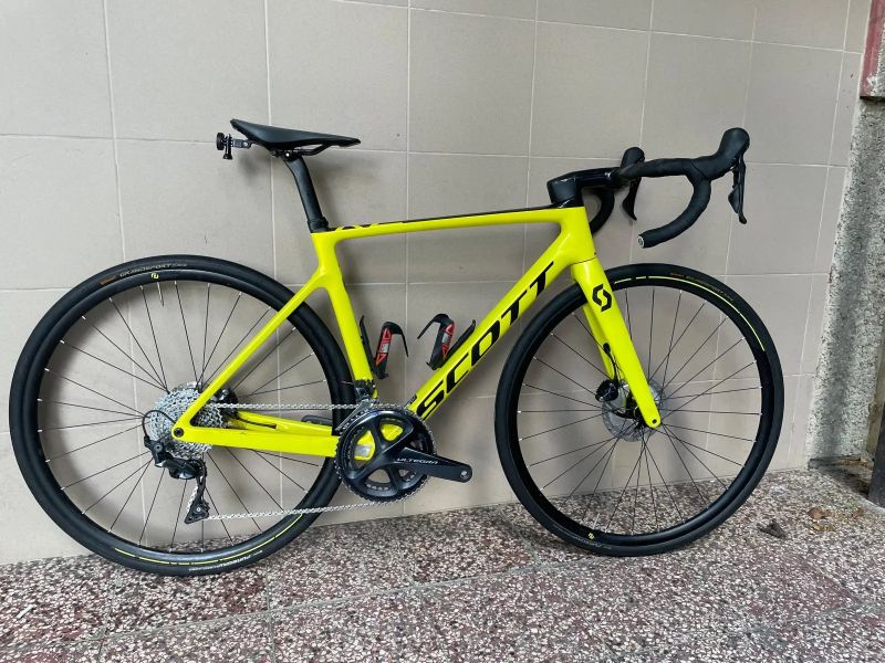 Scott Addict RC 30 yellow
