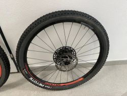 Prodám zapletená kola, boost, 3ks