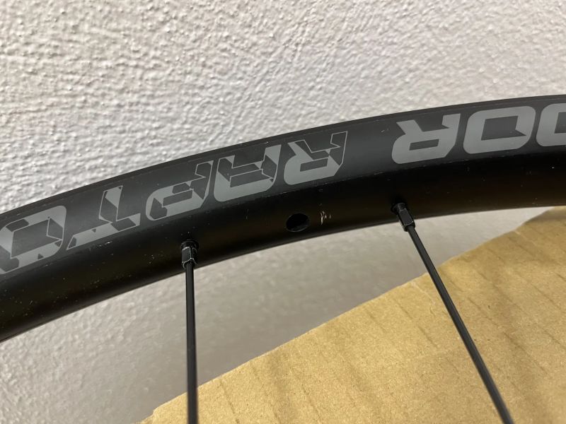 Prodám zapletená kola, boost, 3ks