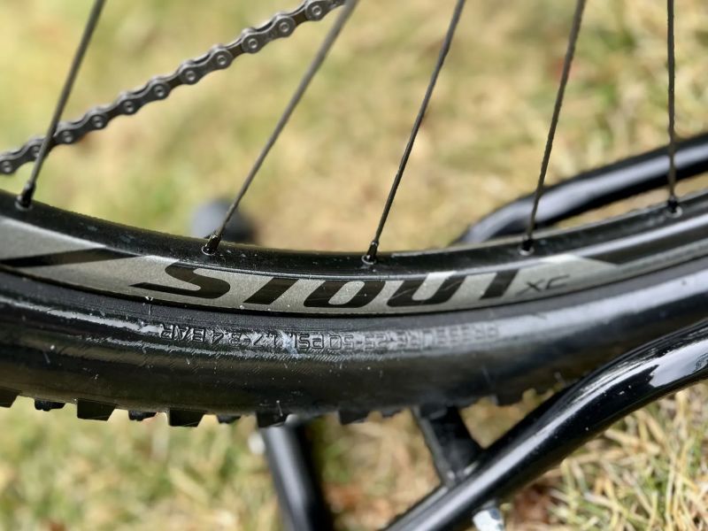 Specialized Rockhopper 29" M – šedo/černý, po servisu 🚴‍♂️