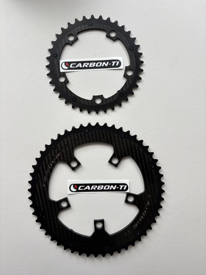 Nové ultralehké carbonové designové převodníky Carbon-Ti X-Carboring 52/36 - 110mm BCD