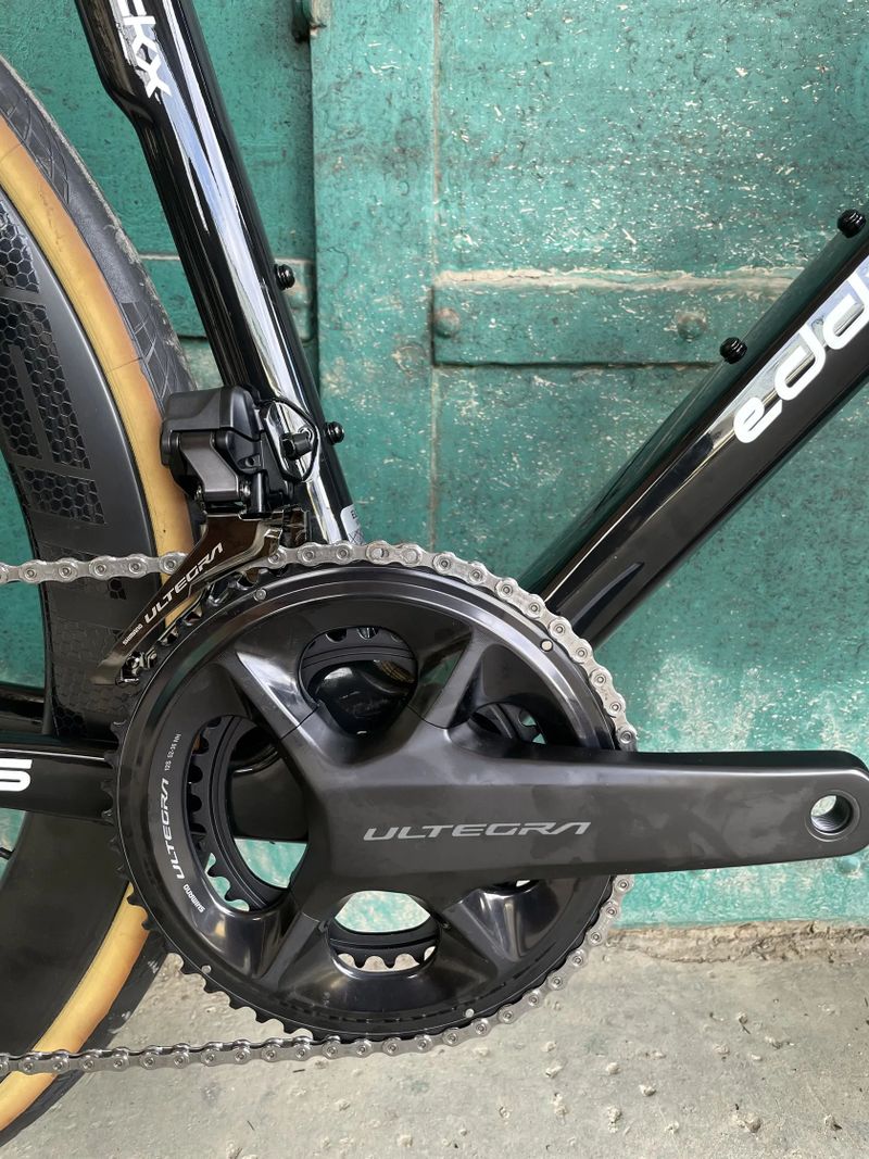 Eddy Merckx 525, Ultegra Di2 2x12, FFWD Ryot 55mm
