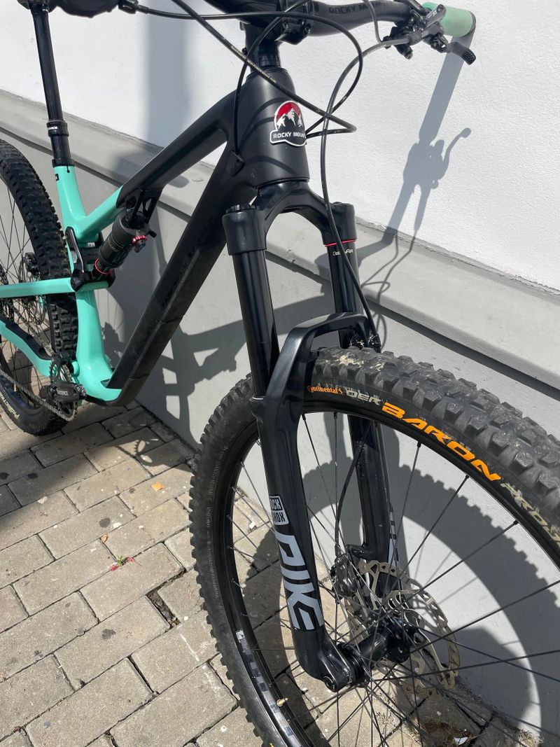 Rocky Mountain Instinct Carbon 50 velikost L