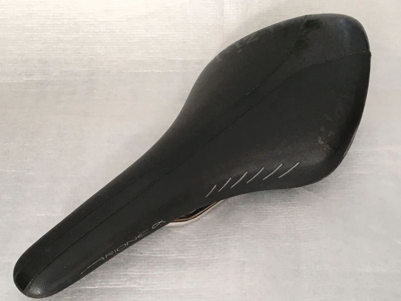Sedlo Fizik Arione CX černé