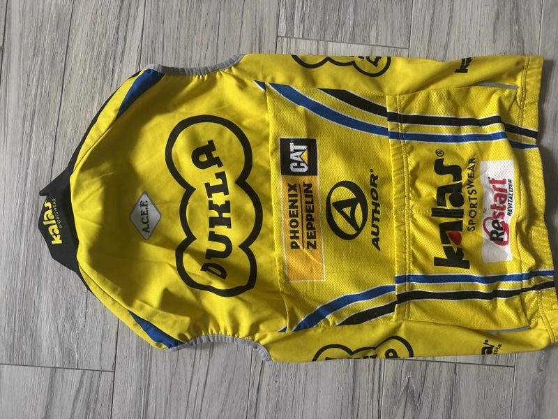 Dres Bunda Vesta Dukla Praha vel 146 