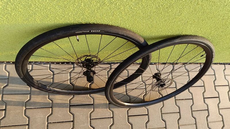 Axis elite, ořech shimano