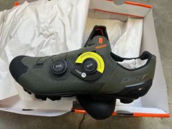 DMT MH10 - Green 45.5_XC/Marathon
