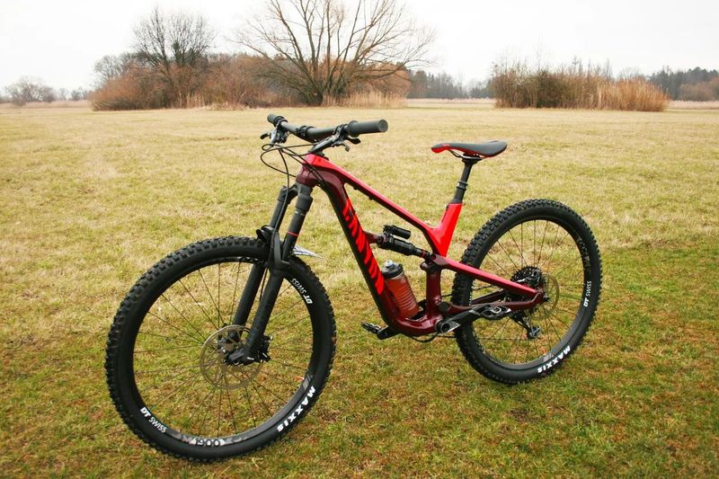 Canyon Spectral CF 7.0
