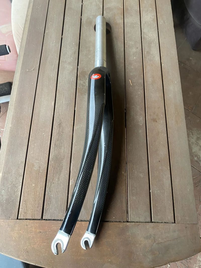 Columbus Tusk carbon 700c