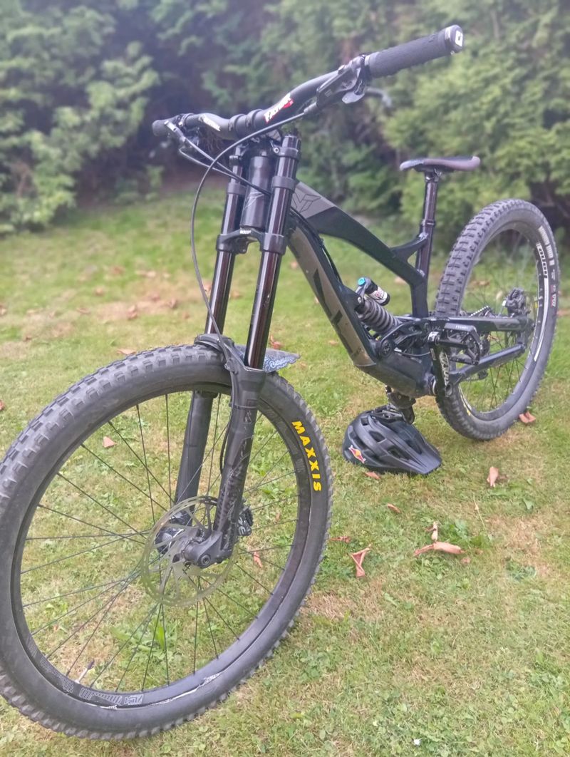 YT Tues al 2017