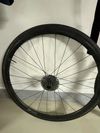 Zapletená kola DT Swiss (650c/700c) z Canyon Ultimate, velmi dobrý stav včetně pláštů Schwalbe