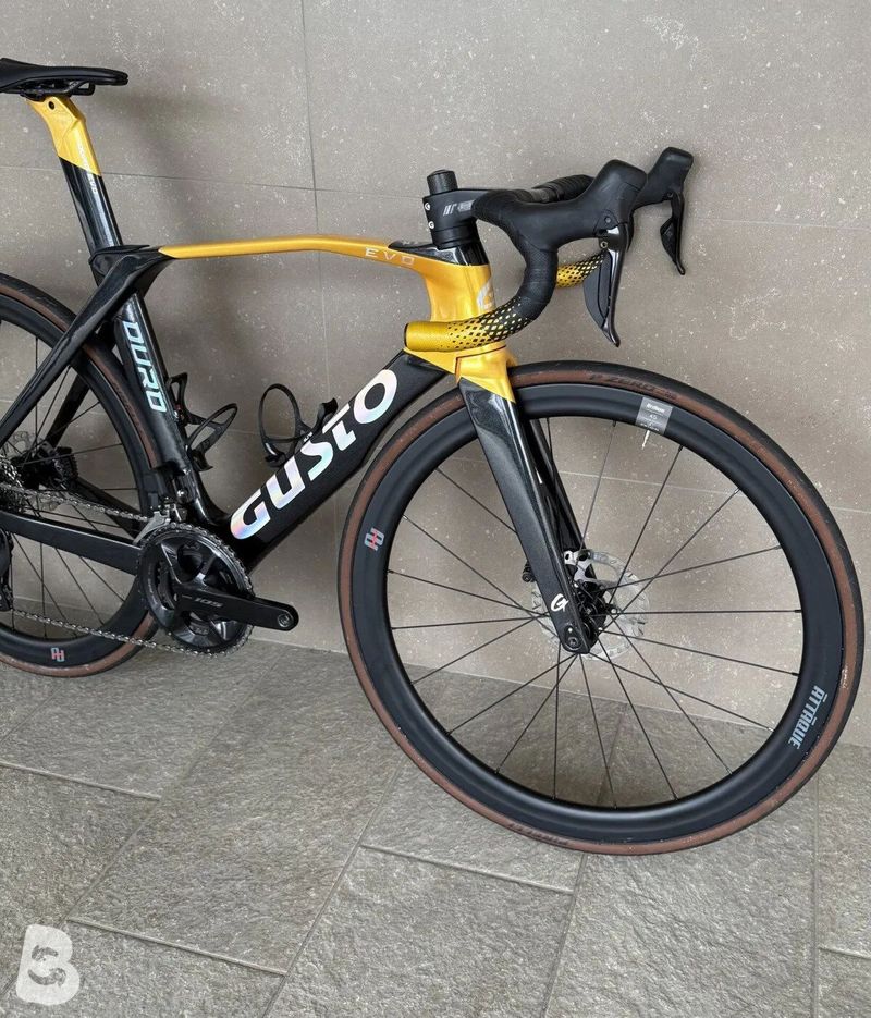 Gusto Duro Evo - Doživotní záruka, Shimano Di2 12s