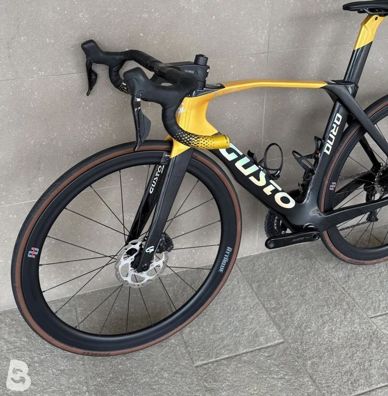 Gusto Duro Evo - Doživotní záruka, Shimano Di2 12s