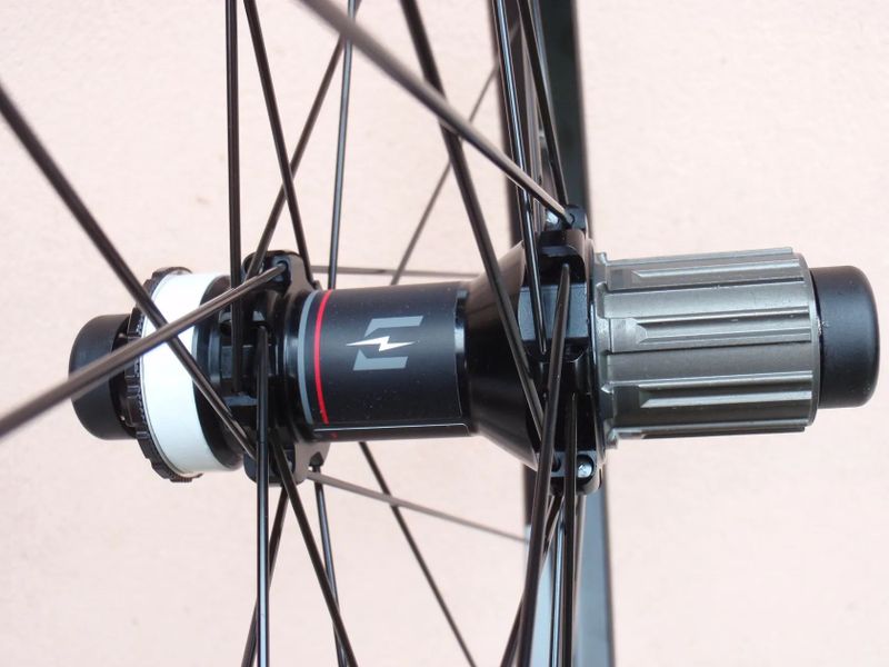 Akce! Nové výplety Fulcrum E-Fire 700 27.5"