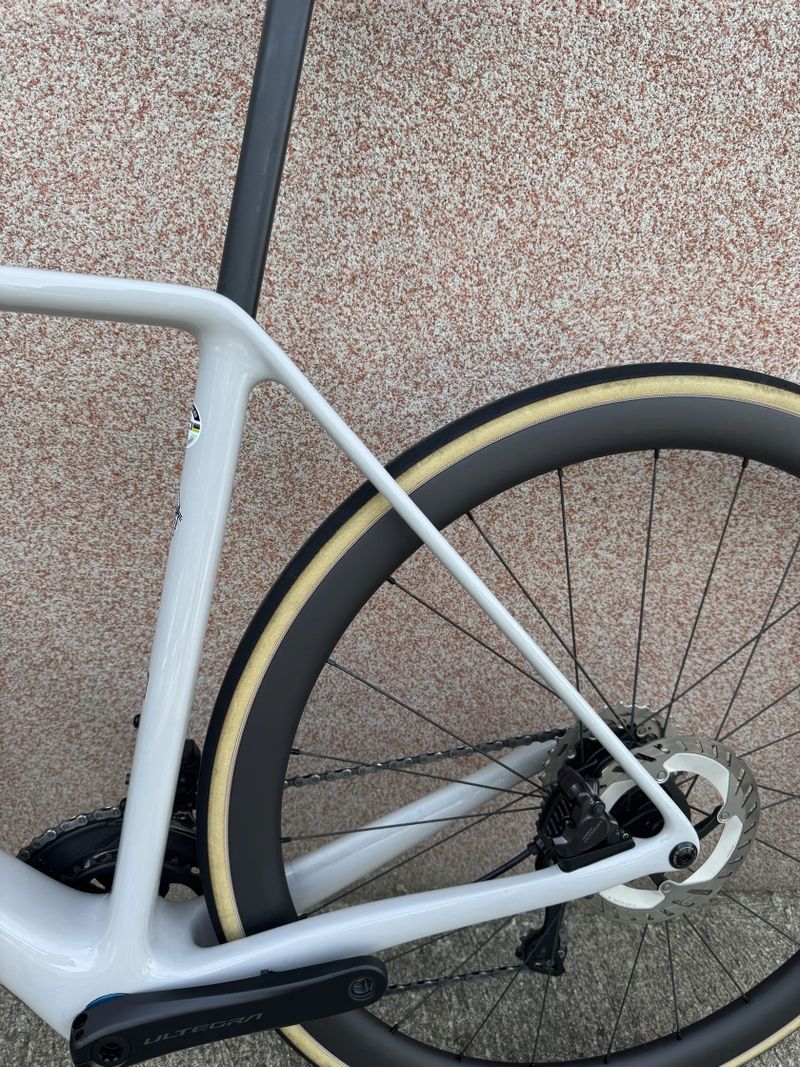 Silniční kolo Cervélo R5 Ultegra Di2