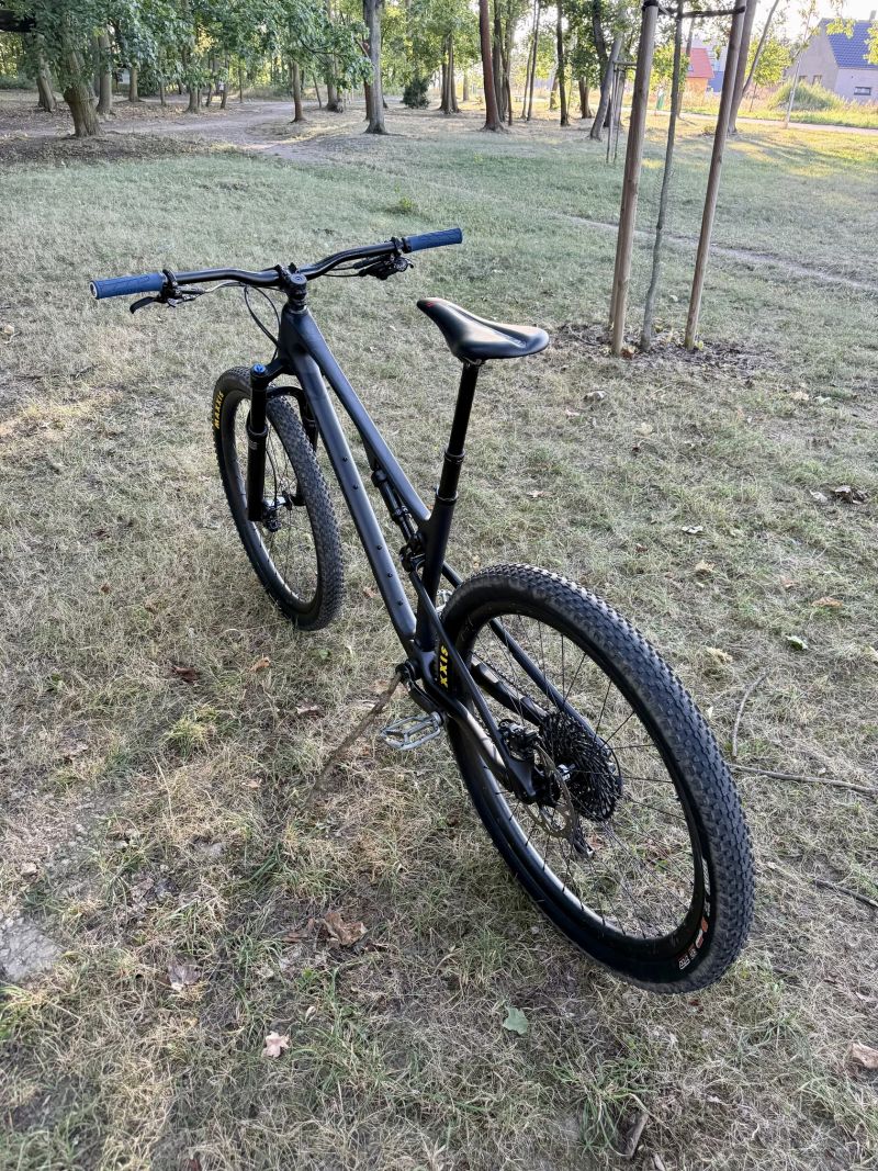 Rocky Mountain Element Carbon 2023, TOP stav, vel. L