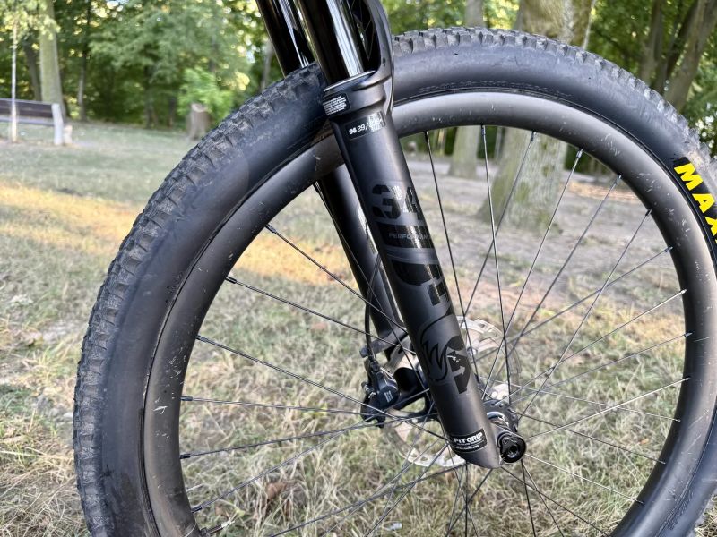 Rocky Mountain Element Carbon 2023, TOP stav, vel. L