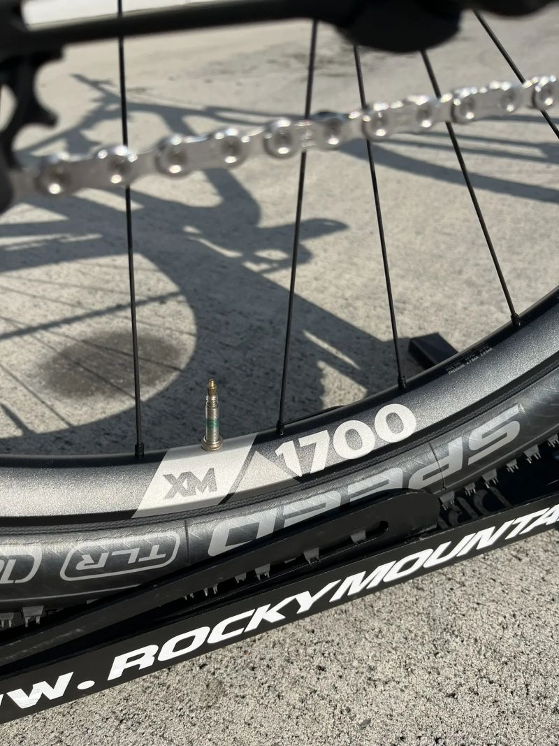 Rocky Mountain Element Carbon 30 - Shimano XT