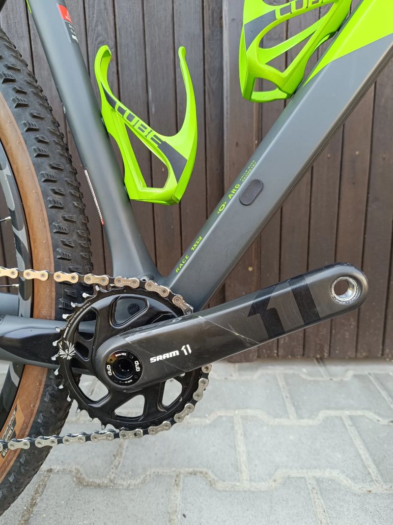 Cube REACTION C62 RACE