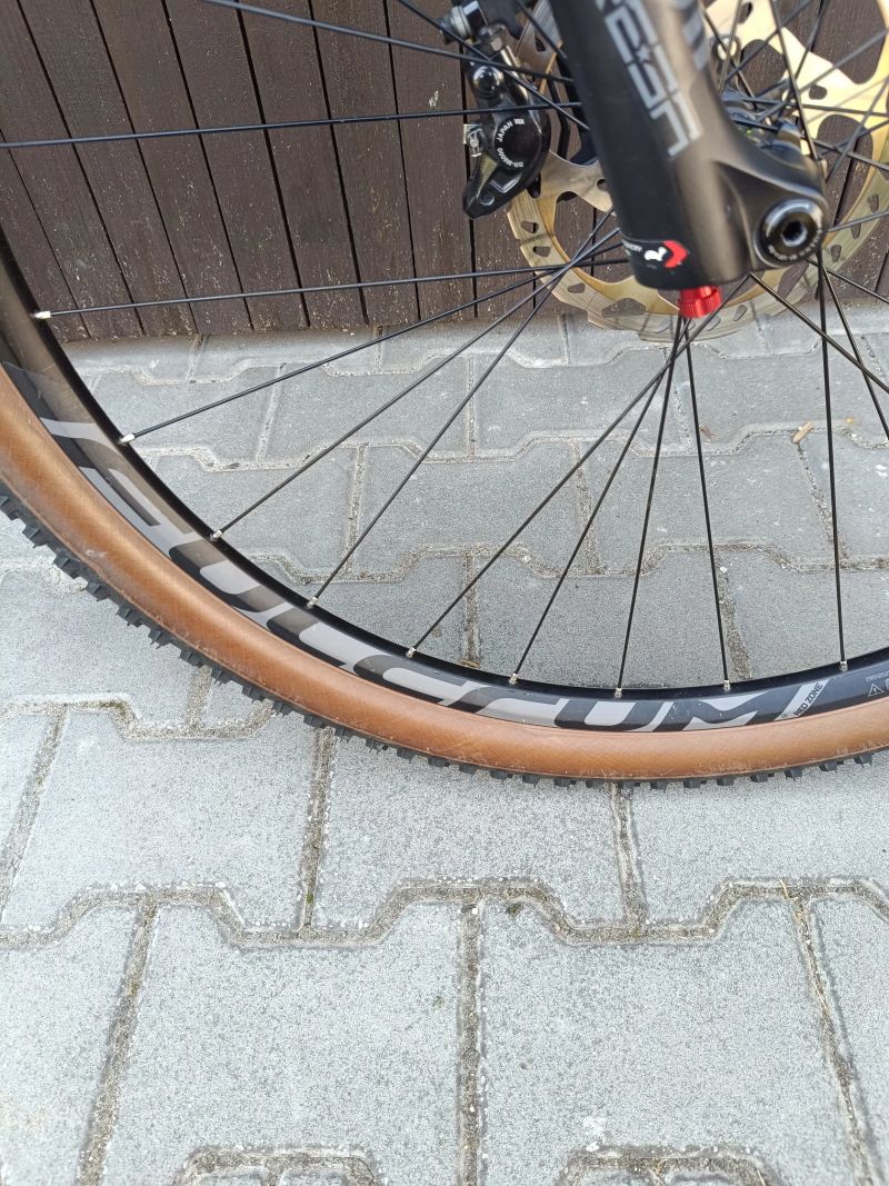 Cube REACTION C62 RACE