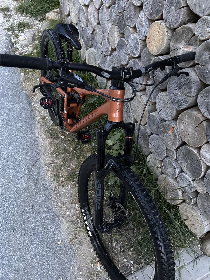 Commencal T.E.M.P.O. RIDE Utah Dirt