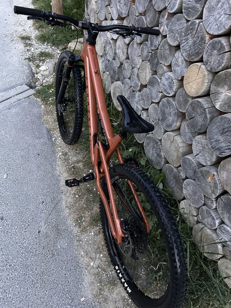 Commencal T.E.M.P.O. RIDE Utah Dirt
