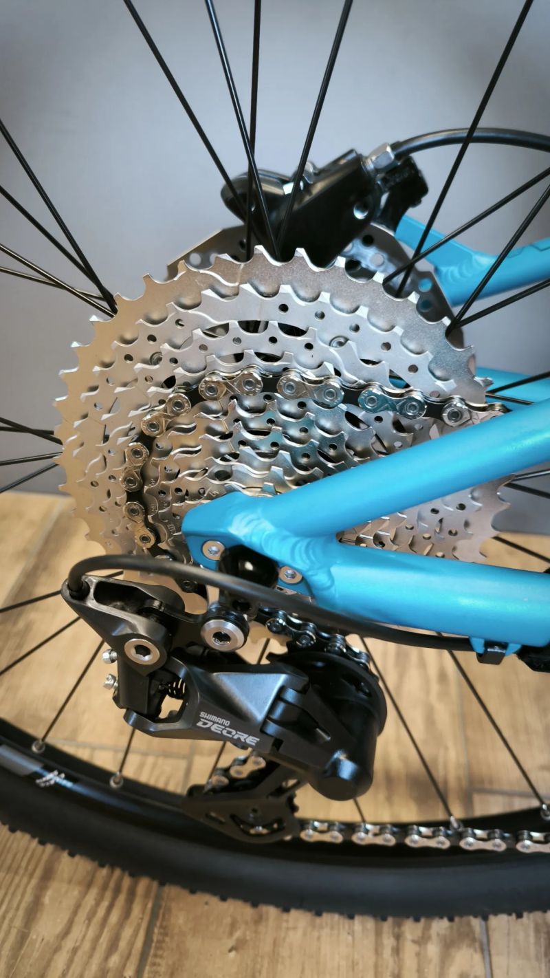 MRX Barbus Face 26 2025