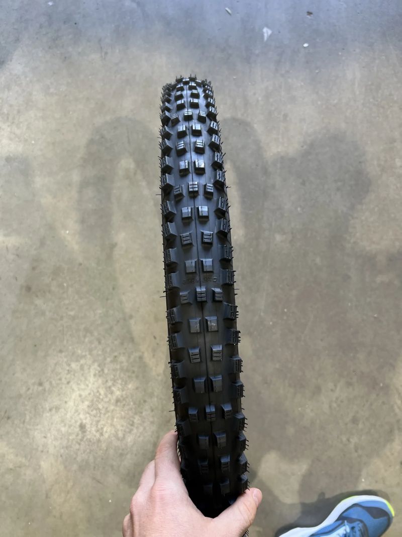 Schwalbe Magic Mary 27,5x2,4