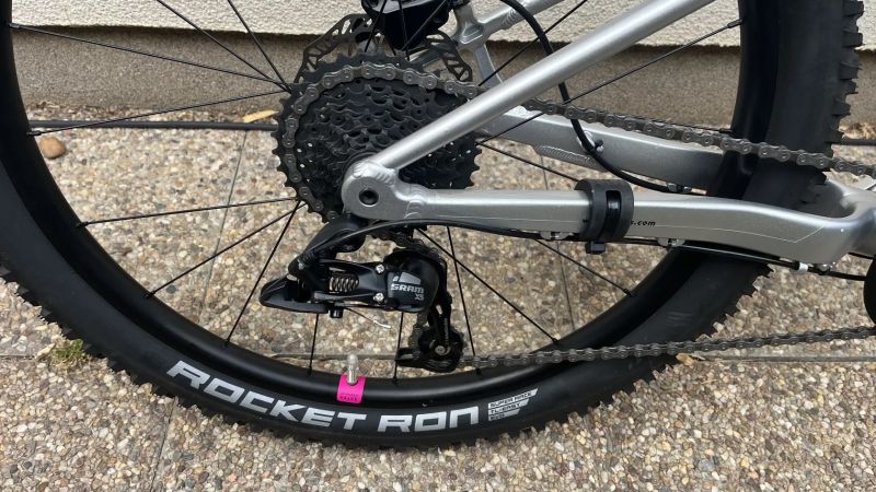 Woom 5 OFF, 24” lehké dětské kolo