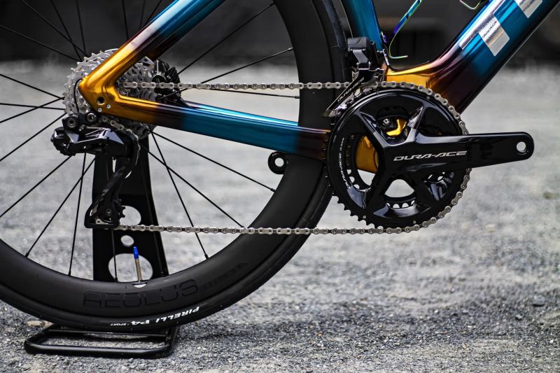 Trek Madone SLR 2024, Shimano Dura-Ace Di2 2x12, Bontrager