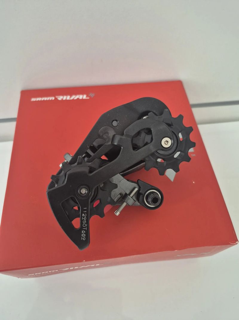 Přehazovačka Sram Rival eTap AXS D1
