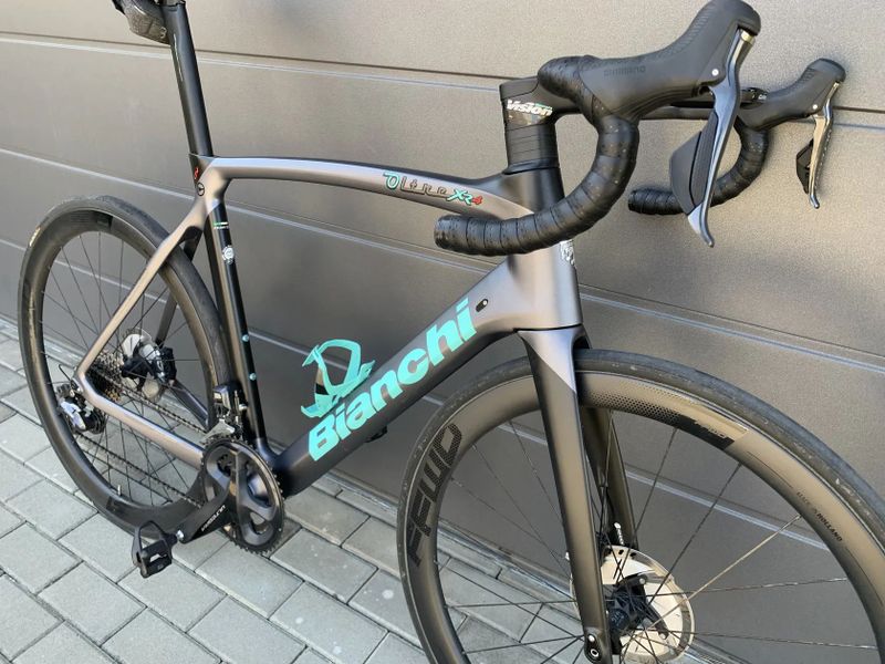 Bianchi Oltre XR4 CV Disc Ultegra Di2