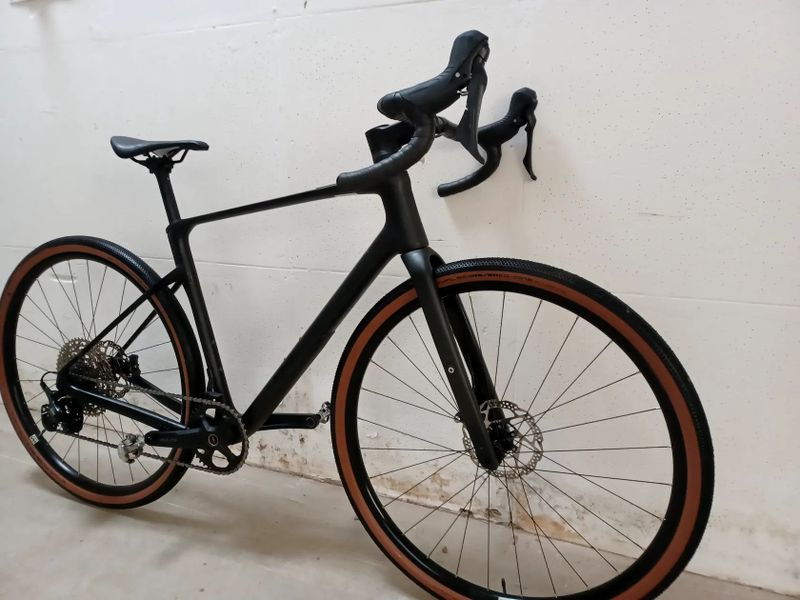 Gravel Cube Nuroad C:62 ONE 2025 carbon ́n ́glossy, velikost rámu M 