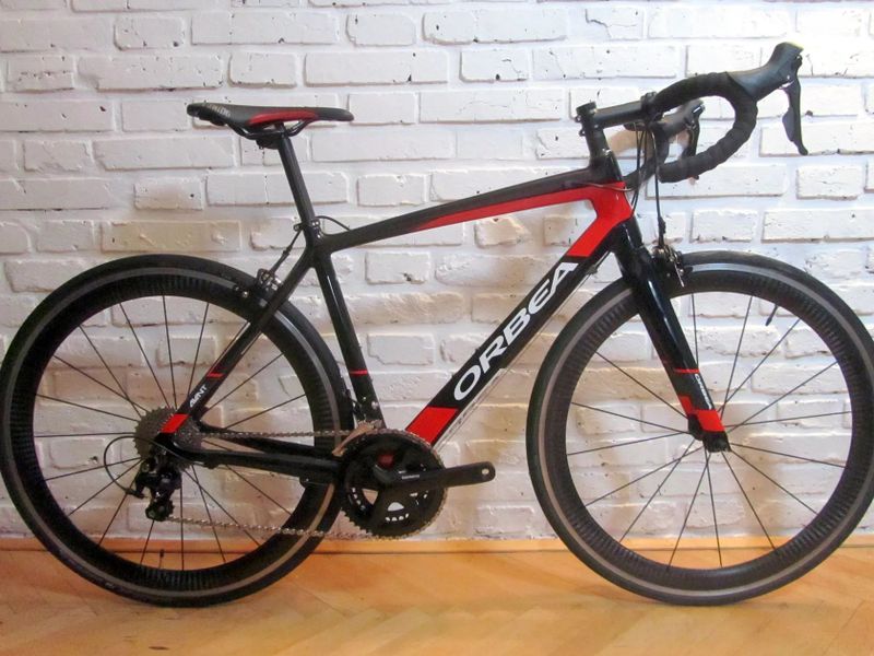 NOVÁ + ORBEA AVANT na Shimano 105, 53 cm. NOVÉ KOLO na starších výpletech